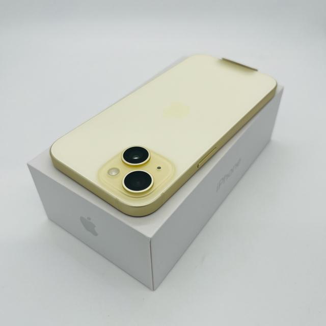 整備未使用 iPhone 15 128 GB SIMフリー イエロー 本体 < 家電/AV 整備未使用 iPhone 15 128 GB SIMフリー イエロー 本体 < 家電/AVの
