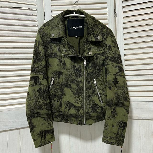 美品 Desigual デシグアル DAHLIA ライダースジャケット 38 < ブランド 美品 Desigual デシグアル DAHLIA ライダースジャケット 38 < ブランドの