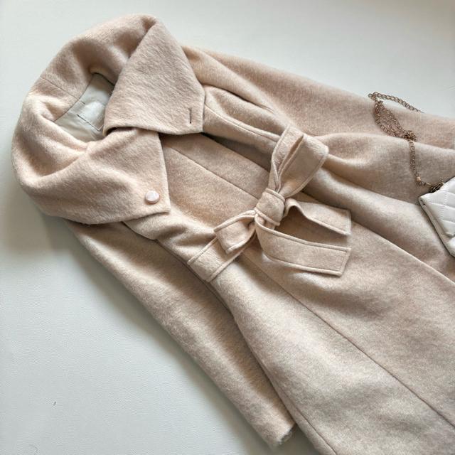 ◆美品◆ラーモワールドゥリュクス◆モヘヤ混ウールコート◆フード◆アイボリー◆L < 女性ファッション ◆美品◆ラーモワールドゥリュクス◆モヘヤ混ウールコート◆フード◆アイボリー◆L < 女性ファッションの