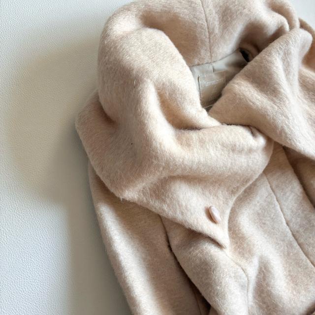 ◆美品◆ラーモワールドゥリュクス◆モヘヤ混ウールコート◆フード◆アイボリー◆L < 女性ファッション ◆美品◆ラーモワールドゥリュクス◆モヘヤ混ウールコート◆フード◆アイボリー◆L < 女性ファッションの