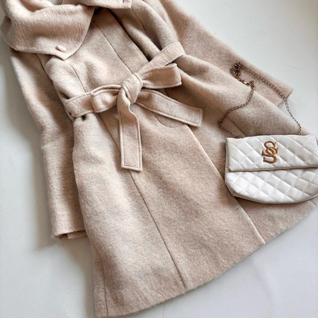 ◆美品◆ラーモワールドゥリュクス◆モヘヤ混ウールコート◆フード◆アイボリー◆L < 女性ファッション ◆美品◆ラーモワールドゥリュクス◆モヘヤ混ウールコート◆フード◆アイボリー◆L < 女性ファッションの