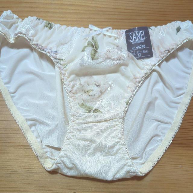 �V�i�ߗރN���[���F�ԕ��M  �� �����t�@�b�V������ 