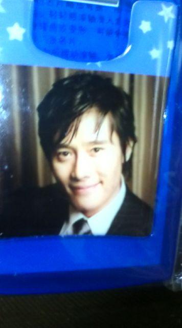 イ・ビョンホン素敵な写真入り名刺カード入れ < タレントグッズ  イ・ビョンホン素敵な写真入り名刺カード入れ  < タレントグッズの