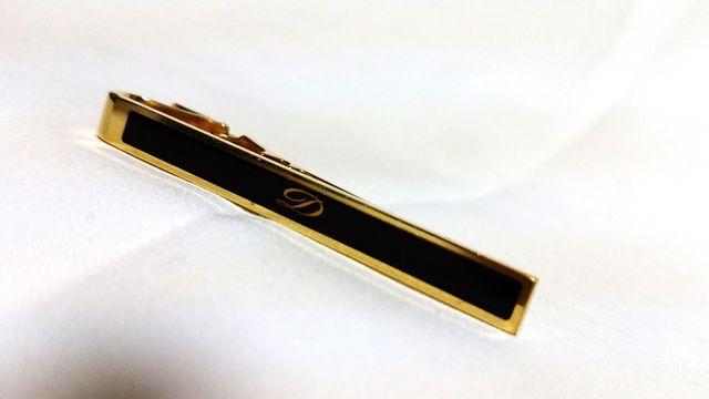 正規 入手困難 S.T.Dupont デュポン Dロゴ ブラック×ゴールドネクタイピン黒 < 男性ファッション  正規 入手困難 S.T.Dupont デュポン Dロゴ ブラック×ゴールドネクタイピン黒 < 男性ファッションの