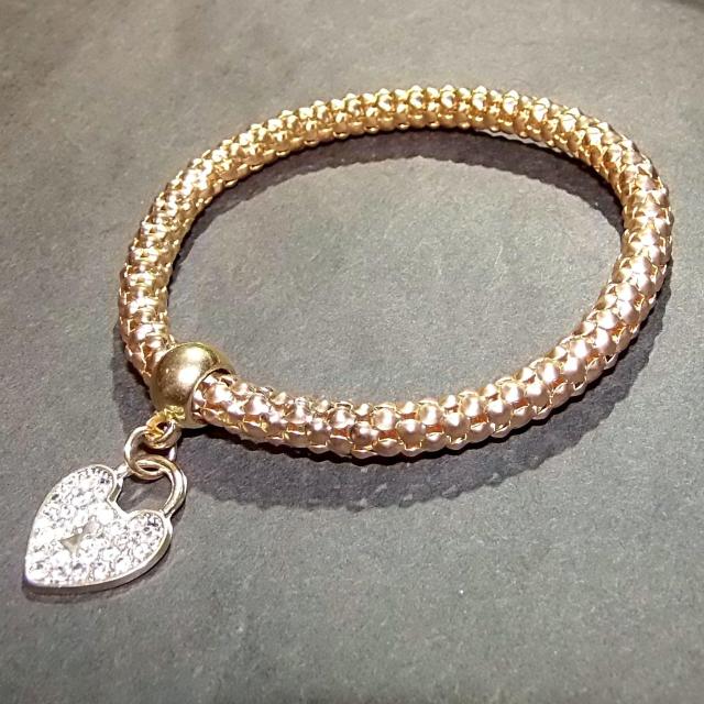 ���������@ �n�[�g�@���C���X�g�[���@�`���[���@�u���X���b�g�@���F �� �����A�N�Z�T���[/���v�� 