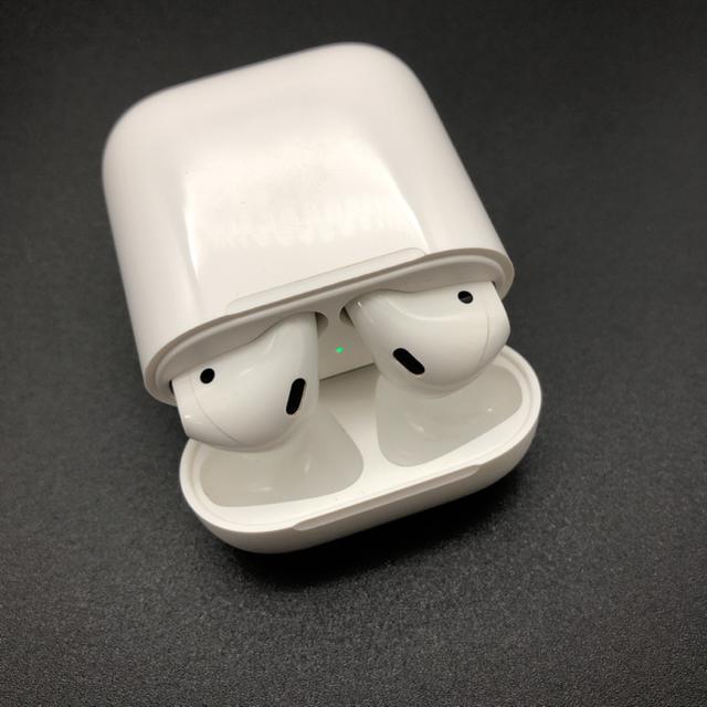  i Apple Abv AirPods GA[|bY 񐢑  Ɠd/AV 