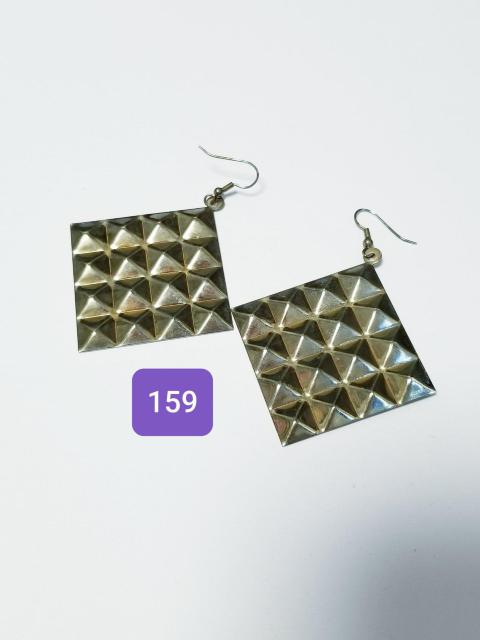 (159) goldスタッズスクエアプレート ピアス アラビアン エキゾチック < 女性アクセサリー/時計 (159) goldスタッズスクエアプレート ピアス アラビアン エキゾチック < 女性アクセサリー/時計の