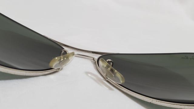 正規 レイバン オールドクラシック ティアドロップメタルフレームサングラス 黒 ミラーレンズ アビエーター パイロットアイウェア < ブランド  正規 レイバン オールドクラシック ティアドロップメタルフレームサングラス 黒 ミラーレンズ アビエーター パイロットアイウェア < ブランドの