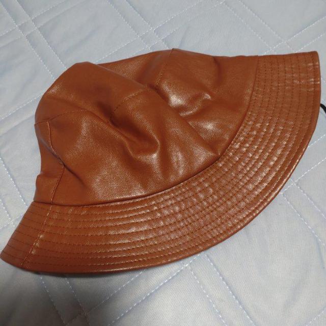 ブラウン 合皮製帽子 新品未使用 < 女性ファッション  ブラウン 合皮製帽子 新品未使用  < 女性ファッションの