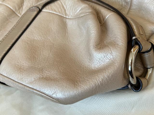 確実本物コーチ シャンパンゴールド本革ショルダーバッグ < ブランド 確実本物コーチ シャンパンゴールド本革ショルダーバッグ < ブランドの
