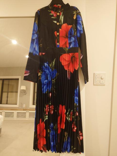 白黒ドット柄 シャツワンピース 長袖 Мサイズ < 女性ファッション  白黒ドット柄 シャツワンピース 長袖 Мサイズ  < 女性ファッションの