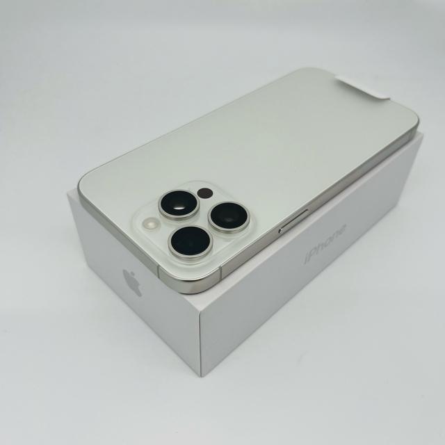 gp@iPhone 15 Pro Max 256 GB SIMt[@{  Ɠd/AV 