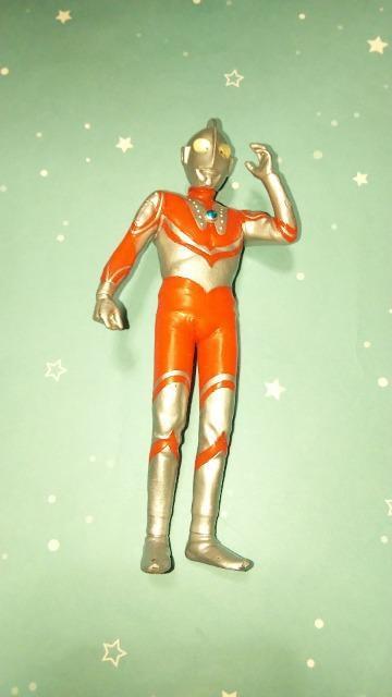 ウルトラマンゾフィーソフビ人形フィギュアサイズ約125mm2006年中国製BANDAI円谷 < ホビー ウルトラマンゾフィーソフビ人形フィギュアサイズ約125mm2006年中国製BANDAI円谷 < ホビーの