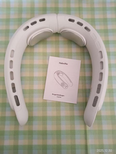 �l�b�N�N�[���[ 360�x���̑���  �� �Ɠd/AV�� 