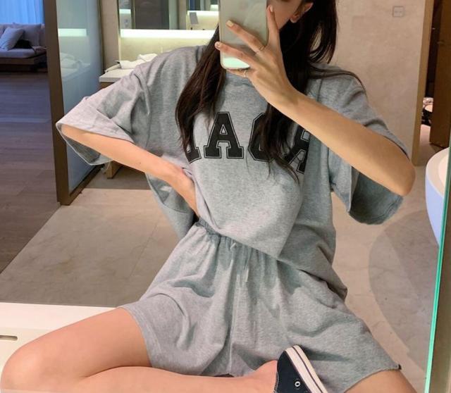 人気★セットアップ上下セット★半袖・半パンXL < 女性ファッション  人気★セットアップ上下セット★半袖・半パンXL < 女性ファッションの