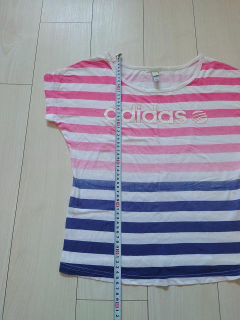 adidas アディダス ゆるっと感がかわいいTシャツ サイズS < ブランド  adidas アディダス ゆるっと感がかわいいTシャツ サイズS < ブランドの