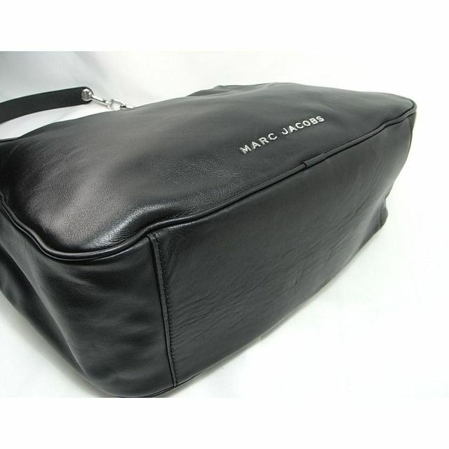 ǕiKiMARC  JACOBS  }[NWFCRuX  U[V_[  uh 