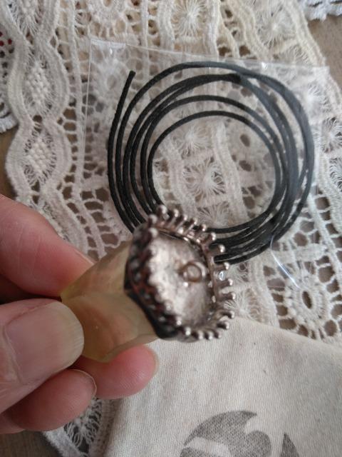 リビアングラス ペンダントトップ 一点もの < 男性アクセサリー/時計  リビアングラス ペンダントトップ 一点もの < 男性アクセサリー/時計の