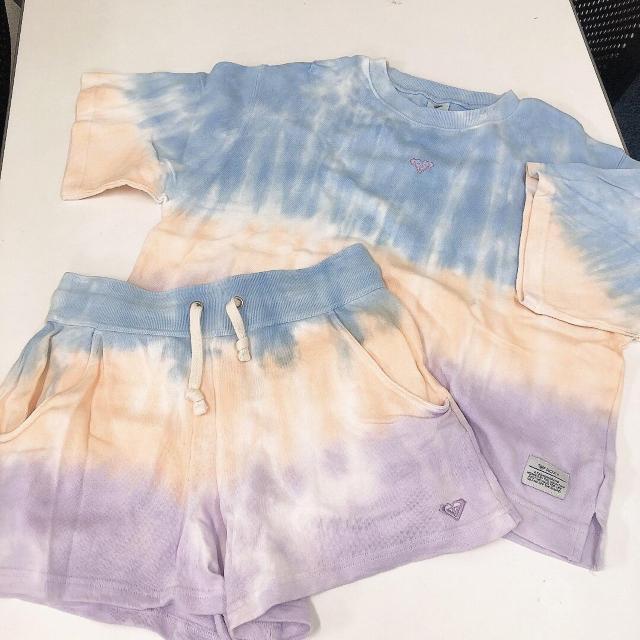 ◆ROXY/ロキシー◆スウェットセットアップ★タイダイ柄S*上下セット♪旅行*海*旅行コーデ < ブランド ◆ROXY/ロキシー◆スウェットセットアップ★タイダイ柄S*上下セット♪旅行*海*旅行コーデ < ブランドの