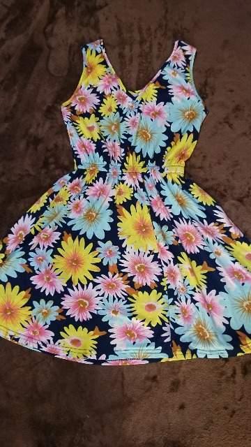 美ライン総花柄可愛いワンピ値下げ〜! < 女性ファッション  美ライン総花柄可愛いワンピ値下げ〜! < 女性ファッションの