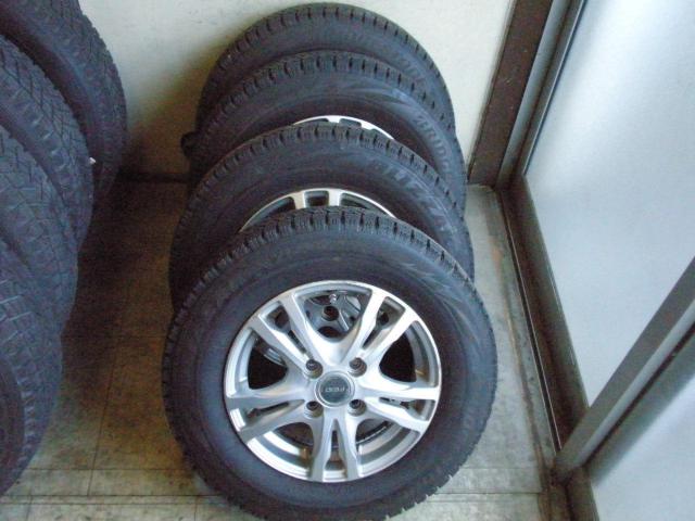 バリ山BS軽自動車に最適アルミホイル&スタッドレス4本セット < 自動車/バイク バリ山BS軽自動車に最適アルミホイル&スタッドレス4本セット < 自動車/バイク