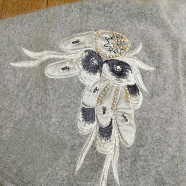 カーディガン 刺繍 ビーズ ストーン < 女性ファッション  カーディガン 刺繍 ビーズ ストーン < 女性ファッションの