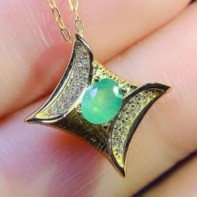 天然エメラルド デザイナーペンダント エレガント ナチュラル 宝石 S0_6824 < 女性アクセサリー/時計 天然エメラルド デザイナーペンダント エレガント ナチュラル 宝石 S0_6824 < 女性アクセサリー/時計の