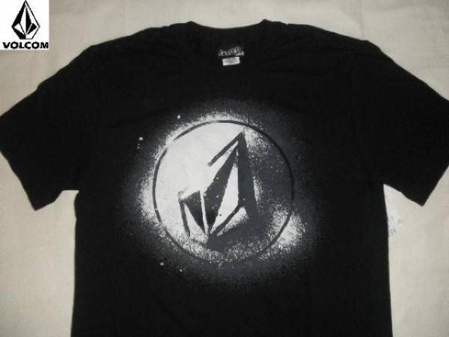本場USA購入 ボルコム VOLCOM STONEプリントT US S ブラック < ブランド  本場USA購入 ボルコム VOLCOM STONEプリントT US S ブラック  < ブランドの