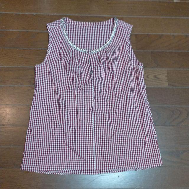 SHIPS タンクトップ ビーズ 美品 < 女性ファッション  SHIPS タンクトップ ビーズ 美品  < 女性ファッションの