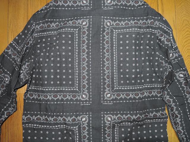 HYSTERIC GLAMOUR ヒステリックグラマー バンダナ柄 ウエスタンシャツ M 黒 ペイズリー 薄手 長袖 < ブランド  HYSTERIC GLAMOUR ヒステリックグラマー バンダナ柄 ウエスタンシャツ M 黒 ペイズリー 薄手 長袖 < ブランドの