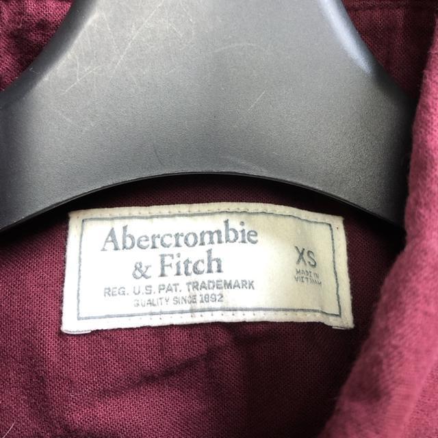 即決 Abercrombie&Fitch 長袖シャツ ワインレッド < ブランド  即決 Abercrombie&Fitch 長袖シャツ ワインレッド < ブランドの
