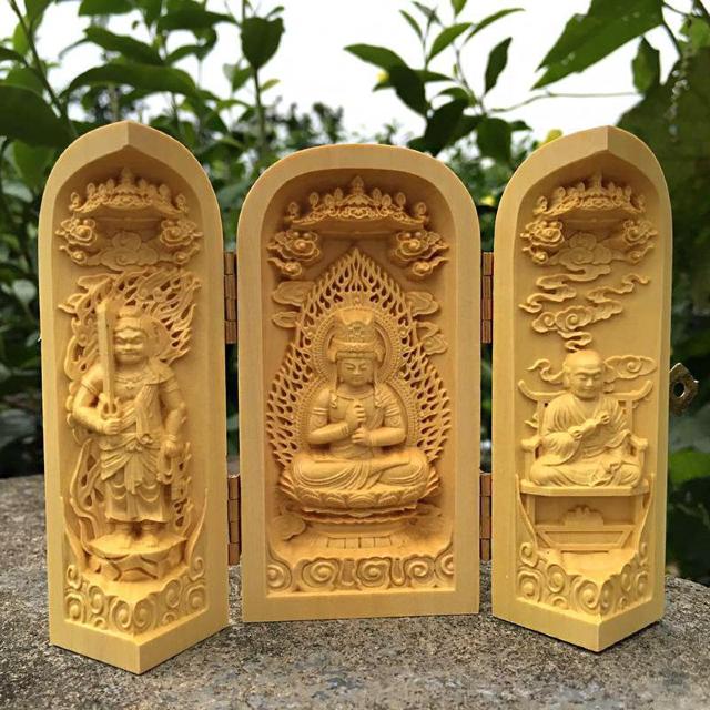 送料無料 柘植木彫仏像 真言宗 三尊像開閉式 < インテリア/ライフ  送料無料 柘植木彫仏像 真言宗 三尊像開閉式  < インテリア/ライフの