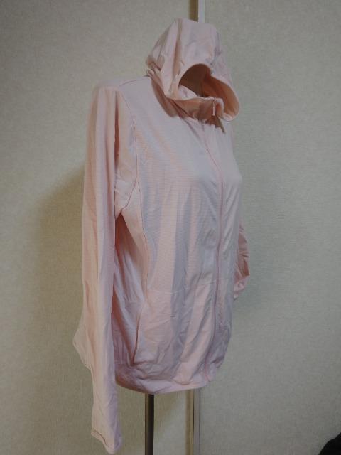 ���Ò�������̃s���N�p�[�J�[��XL��UNIQLO��