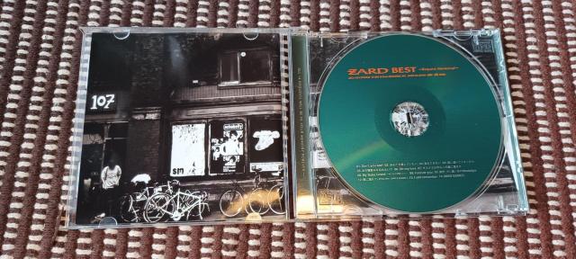 ZARD BEST〜Request Memorial < CD/DVD/ビデオ  ZARD BEST〜Request Memorial < CD/DVD/ビデオの