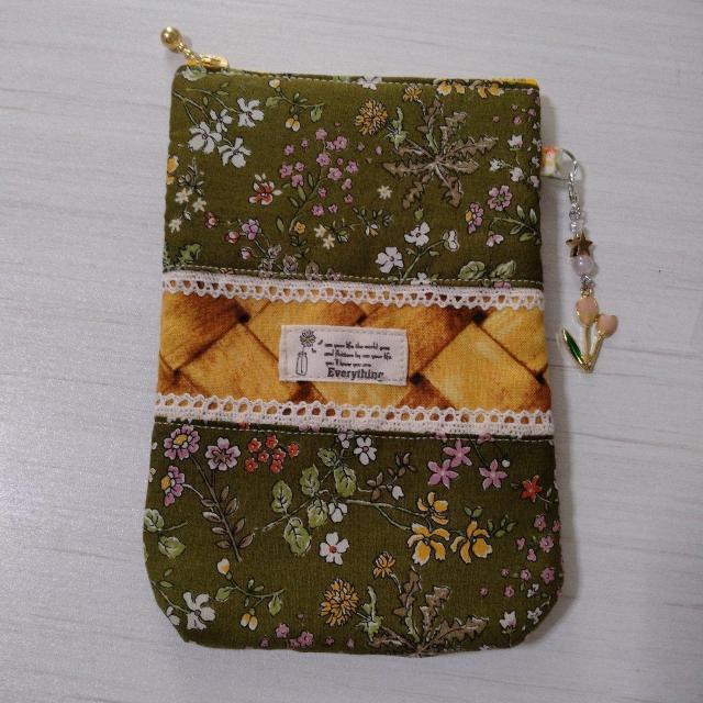 ★縦型★タンポポ★草花★ファスナーポーチ♪小物入れ < 女性ファッション  ★縦型★タンポポ★草花★ファスナーポーチ♪小物入れ  < 女性ファッションの