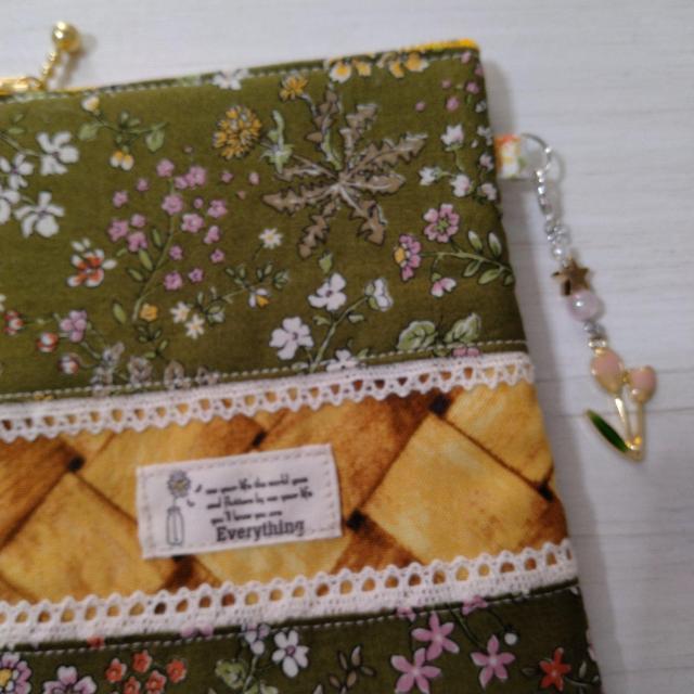 ★縦型★タンポポ★草花★ファスナーポーチ♪小物入れ < 女性ファッション  ★縦型★タンポポ★草花★ファスナーポーチ♪小物入れ < 女性ファッションの