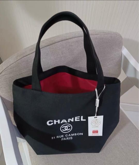 Vl CHANEL mxeBg[gV_[obO