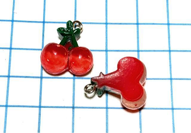 Y-020 さくらんぼのチャーム 2個 サクランボのパーツ 果物 フルーツ◯ < ペット/手芸/園芸 Y-020 さくらんぼのチャーム 2個 サクランボのパーツ 果物 フルーツ◯ < ペット/手芸/園芸の