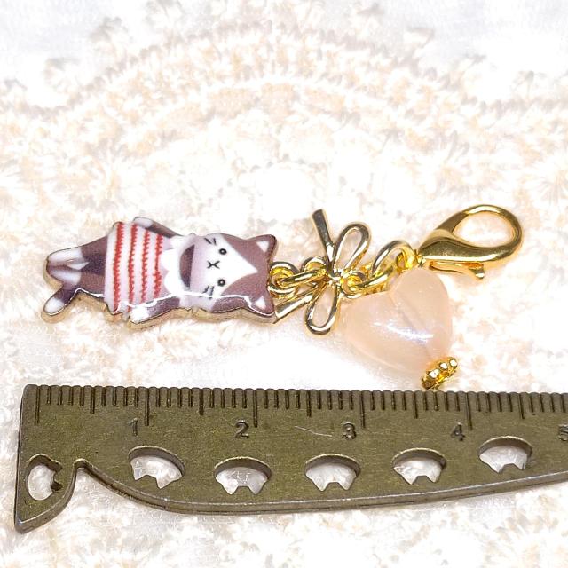 nhCht@Xi[`[m𒅂L`n`D  t@bV 