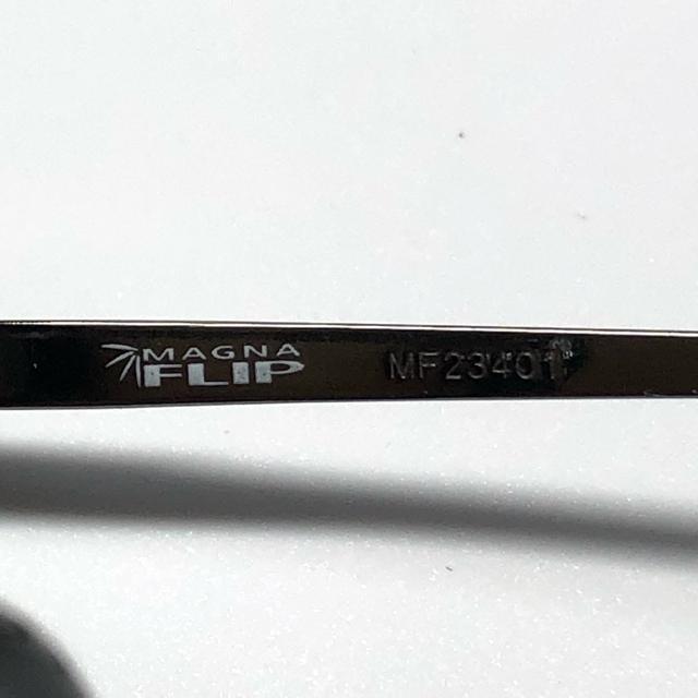 MAGNA FLIP 2WAY ���K�l �T���O���X �}�O�l�b�g �r���e�[�W �� �j���t�@�b�V������ 
