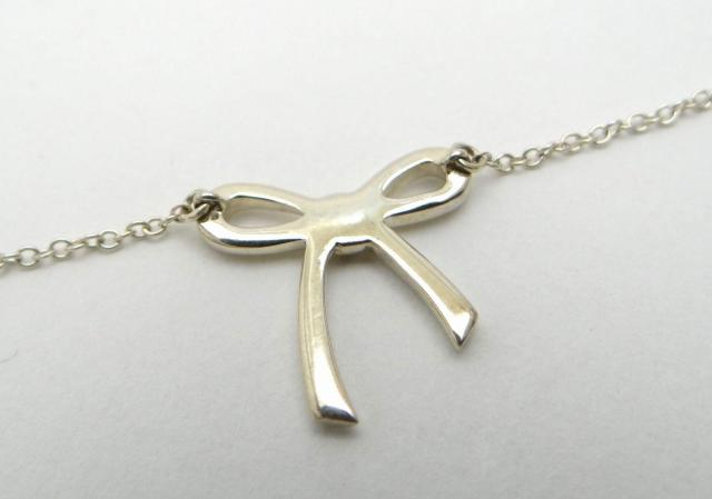 TIFFANY&CO. ティファニー リボン ネックレス ペンダント SV925<USED>【送料無料】 < ブランド  TIFFANY&CO. ティファニー リボン ネックレス ペンダント SV925<USED>【送料無料】 < ブランドの