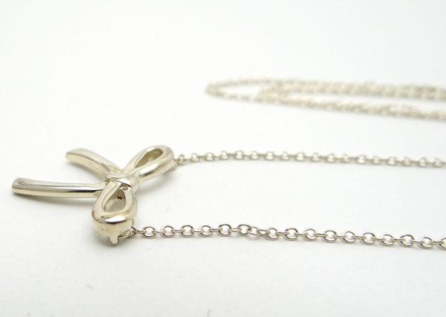 TIFFANY&CO. ティファニー リボン ネックレス ペンダント SV925<USED>【送料無料】 < ブランド  TIFFANY&CO. ティファニー リボン ネックレス ペンダント SV925<USED>【送料無料】 < ブランドの
