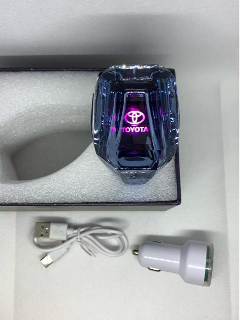 シフトノブ TOYOTA LED クリスタル 7色 グラデーション 汎用 アクセサリー ドレスアップ < 自動車/バイク シフトノブ TOYOTA LED クリスタル 7色 グラデーション 汎用 アクセサリー ドレスアップ < 自動車/バイク