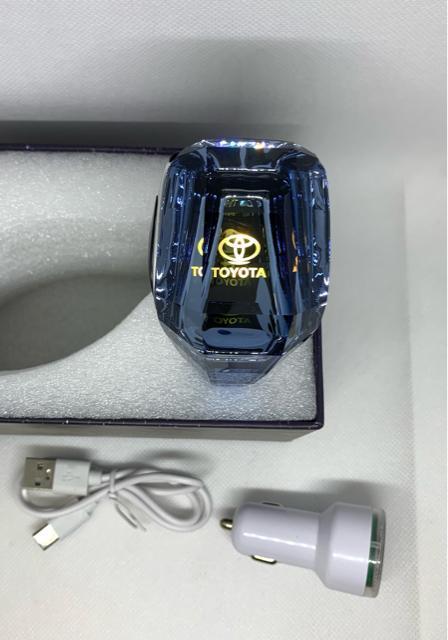 シフトノブ TOYOTA LED クリスタル 7色 グラデーション 汎用 アクセサリー ドレスアップ < 自動車/バイク シフトノブ TOYOTA LED クリスタル 7色 グラデーション 汎用 アクセサリー ドレスアップ < 自動車/バイク