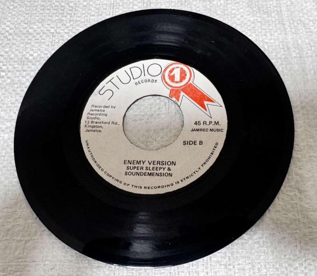 STUDIO 1 RECORDS SUPER & SLEEPY - ENEMY 7�C���` ���R�[�h 45RPM �� CD/DVD/�r�f�I�� 