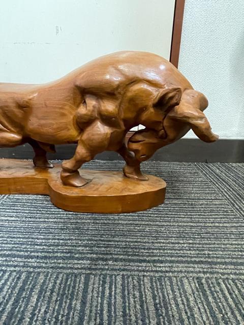 大型】木彫り 牛 置物 約53cm 6kg 天然木 オブジェ インテリア 縁起物 < インテリア/ライフ 大型】木彫り 牛 置物 約53cm 6kg 天然木 オブジェ インテリア 縁起物 < インテリア/ライフの