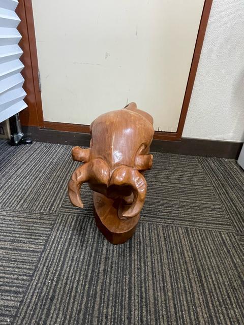 大型】木彫り 牛 置物 約53cm 6kg 天然木 オブジェ インテリア 縁起物 < インテリア/ライフ 大型】木彫り 牛 置物 約53cm 6kg 天然木 オブジェ インテリア 縁起物 < インテリア/ライフの
