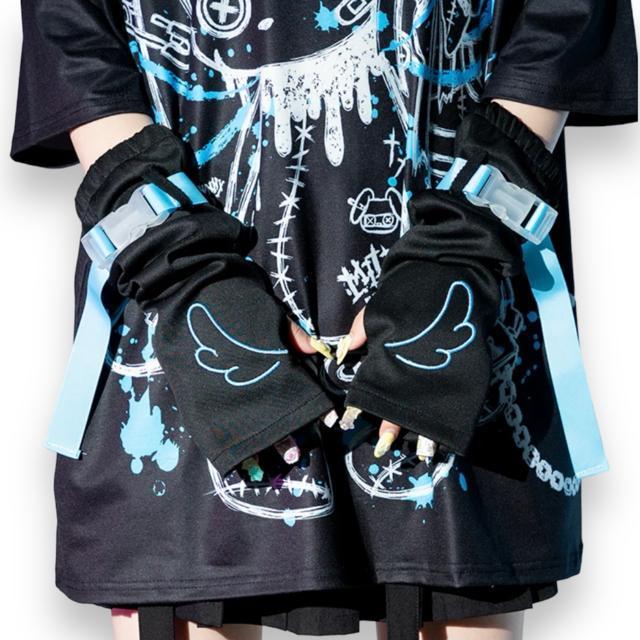 【新品/ACDC RAG】天使の羽刺繍入ナイロンベルト付アームカバー < ブランド  【新品/ACDC RAG】天使の羽刺繍入ナイロンベルト付アームカバー < ブランドの