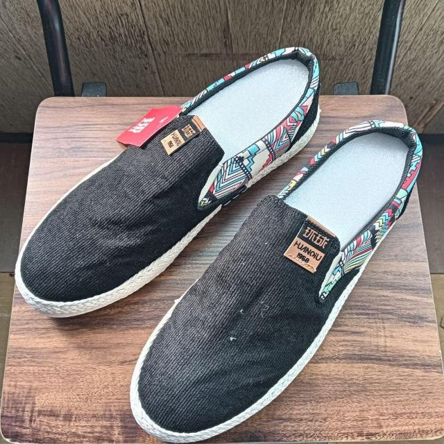 新品 27cm メンズ スリッポン ブラック シューズ 靴 44 おしゃれ < 男性ファッション  新品 27cm メンズ スリッポン ブラック シューズ 靴 44 おしゃれ  < 男性ファッションの