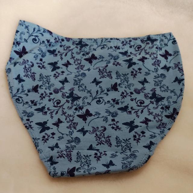 新品タグ付き Lサイズ ブルー系 蝶々柄 < 女性ファッション  新品タグ付き Lサイズ ブルー系 蝶々柄 < 女性ファッションの